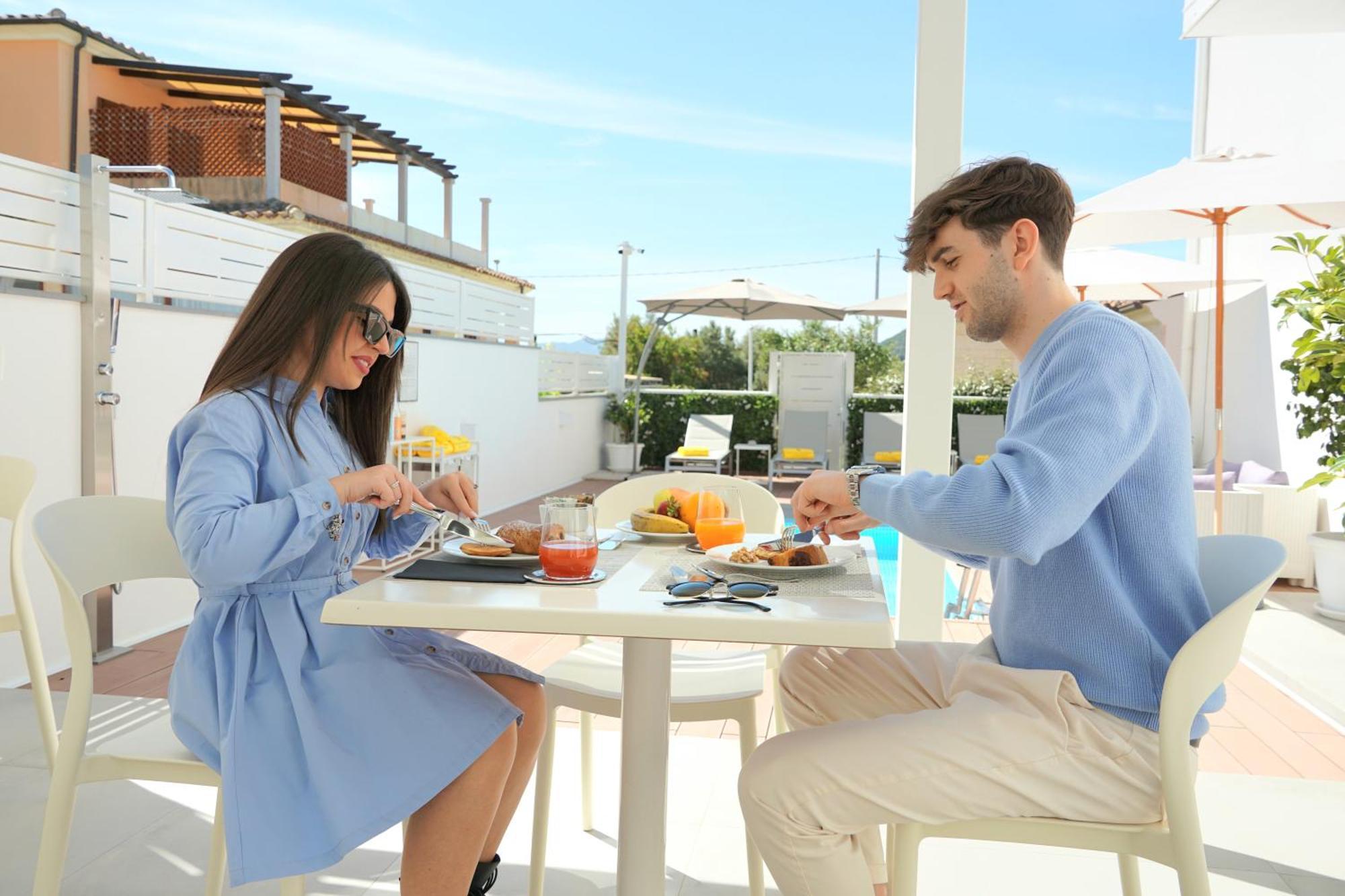 Chic & Charme Luxury Rooms Olbia Exterior foto